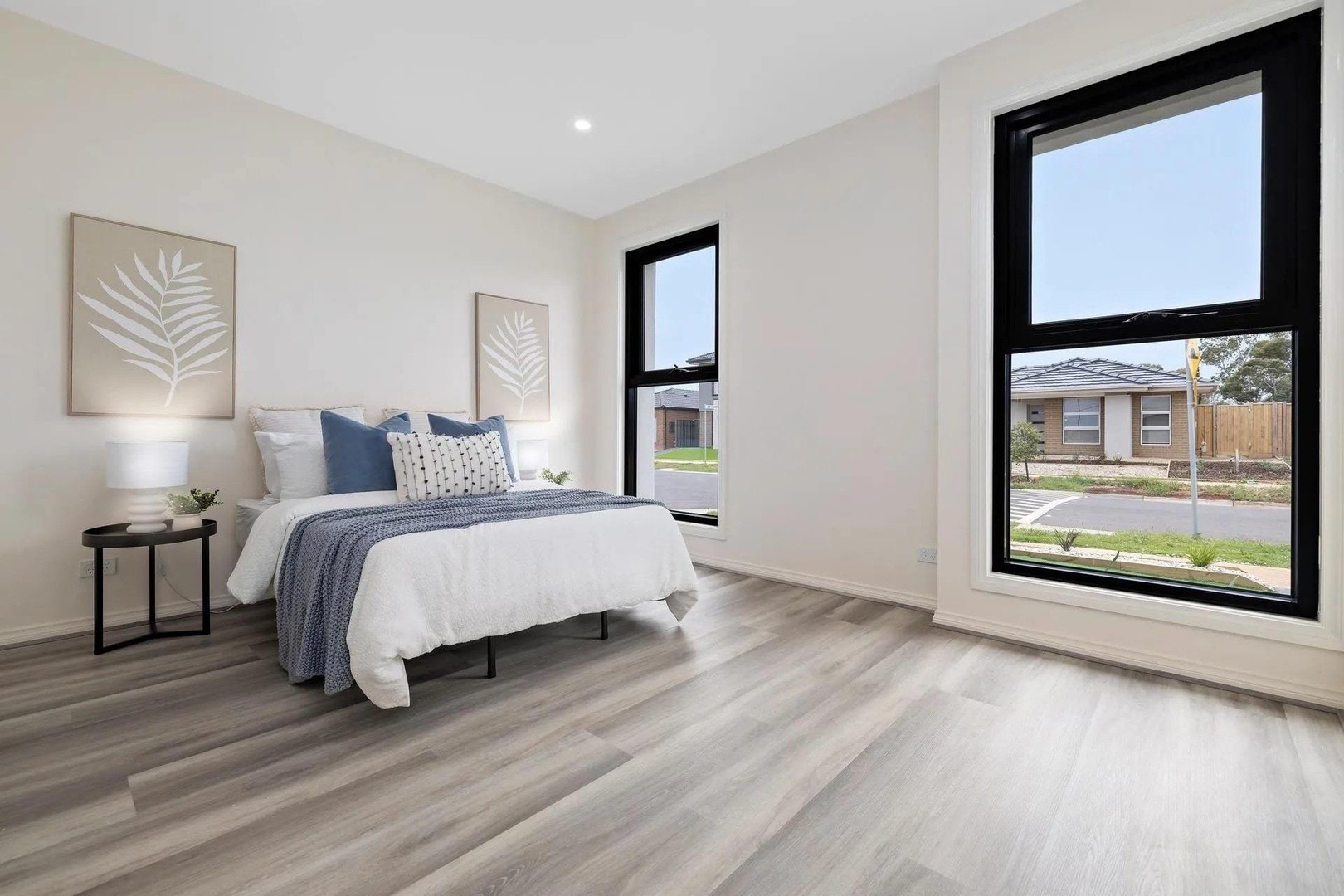 47 Hanover Circuit, Melton South, VIC 3338 - Thumbnail 2 - 09/12/2025