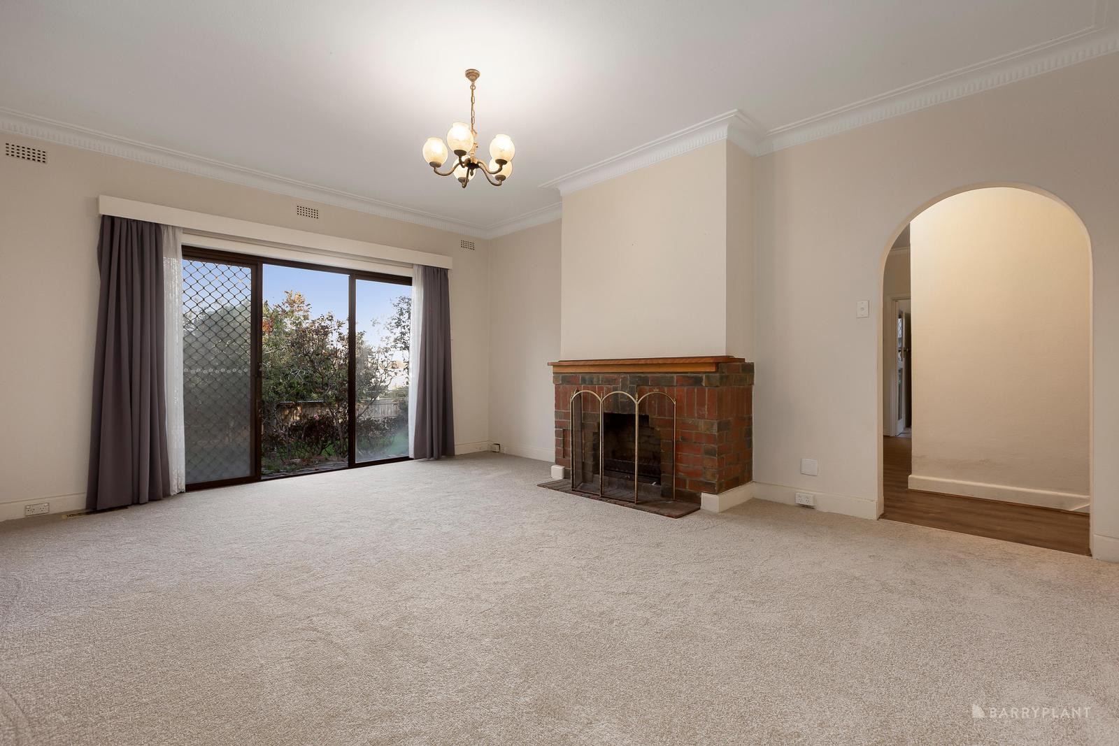 47 Heatherdale Road, Ringwood, VIC 3134 - Thumbnail 2 - 15/04/2025