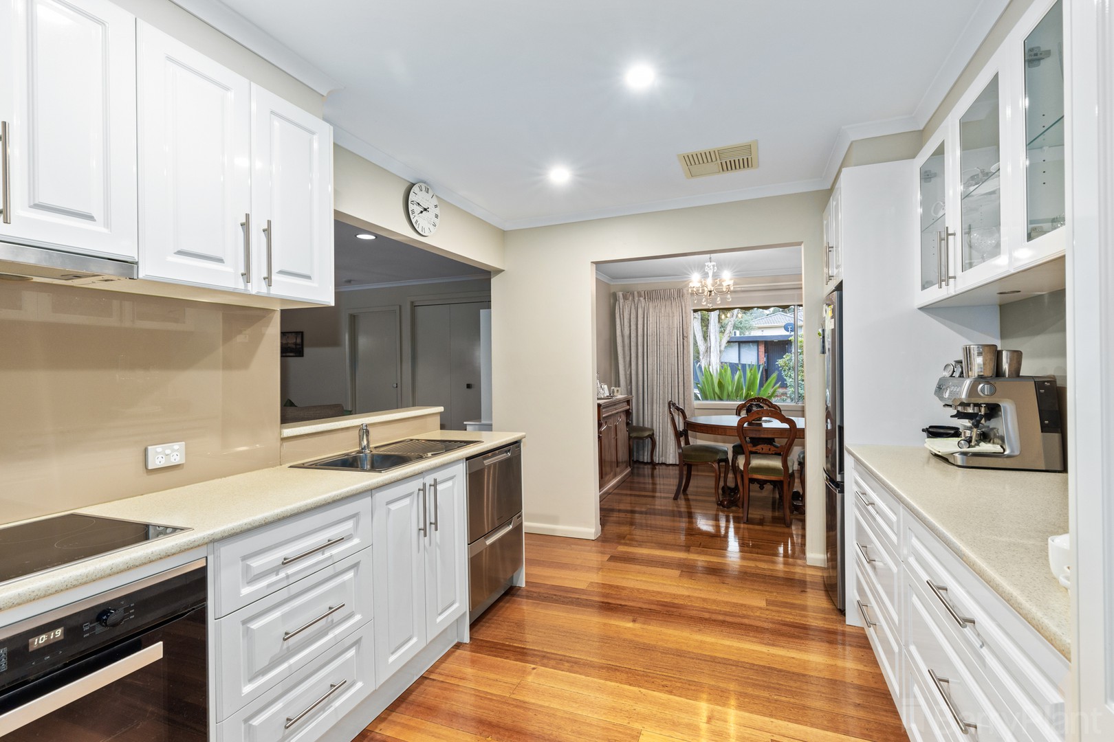 47 Hender Street, Ringwood East, VIC 3135, Ringwood East - Thumbnail 2
