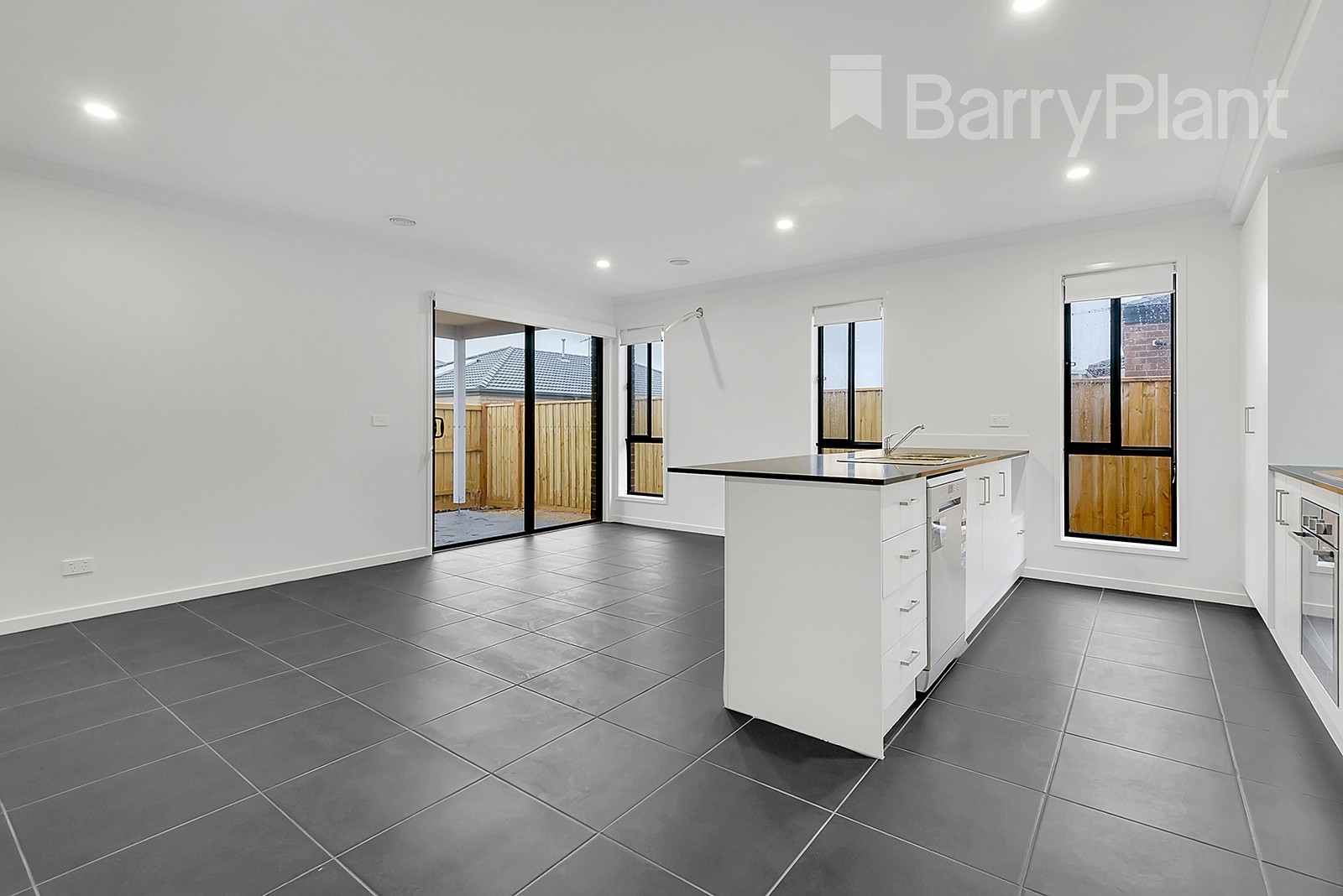 47 Heron Drive, Mickleham, VIC 3064, Mickleham - Thumbnail 5