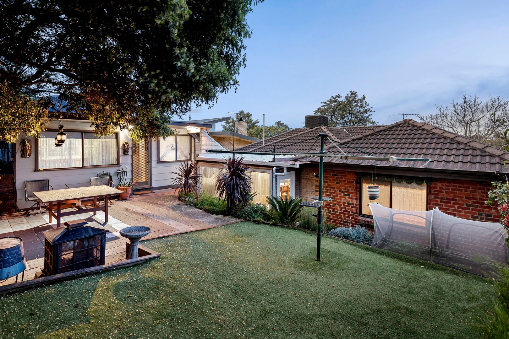 47 Hillsyde Parade, Strathmore, VIC 3041, Strathmore - Thumbnail 4