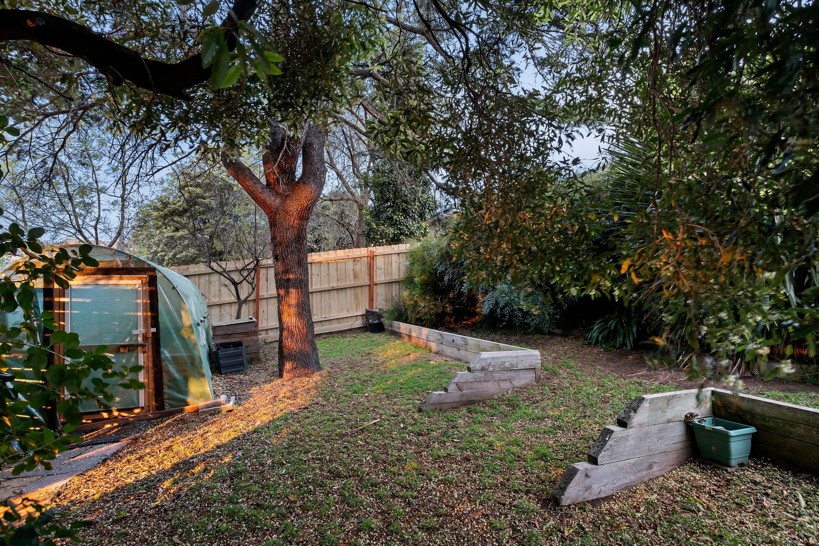 47 Hillsyde Parade, Strathmore, VIC 3041, Strathmore - Thumbnail 5