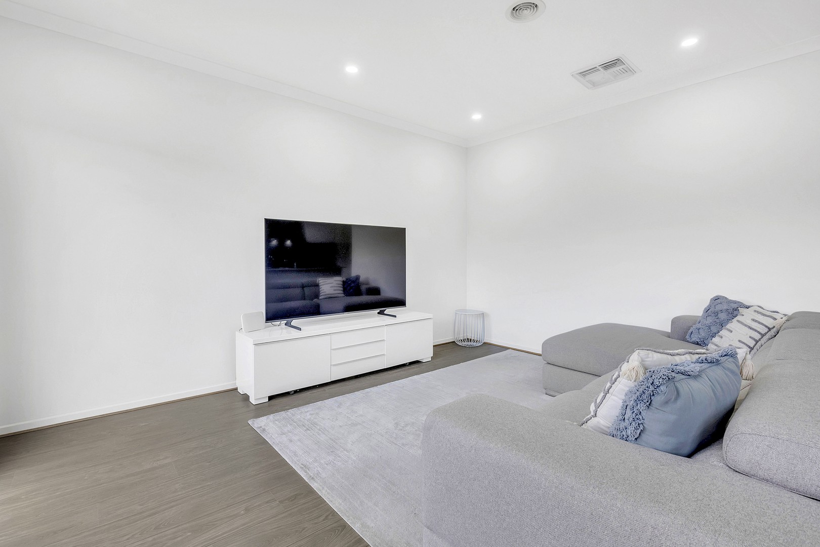 47 Loudon Circuit, Craigieburn, VIC 3064, Craigieburn - Thumbnail 5