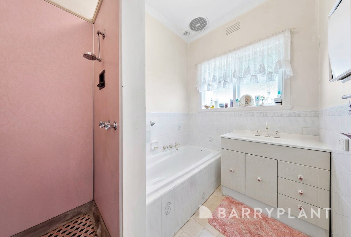 47 Mcarthur Avenue, St Albans, VIC 3021, St Albans - Thumbnail 7