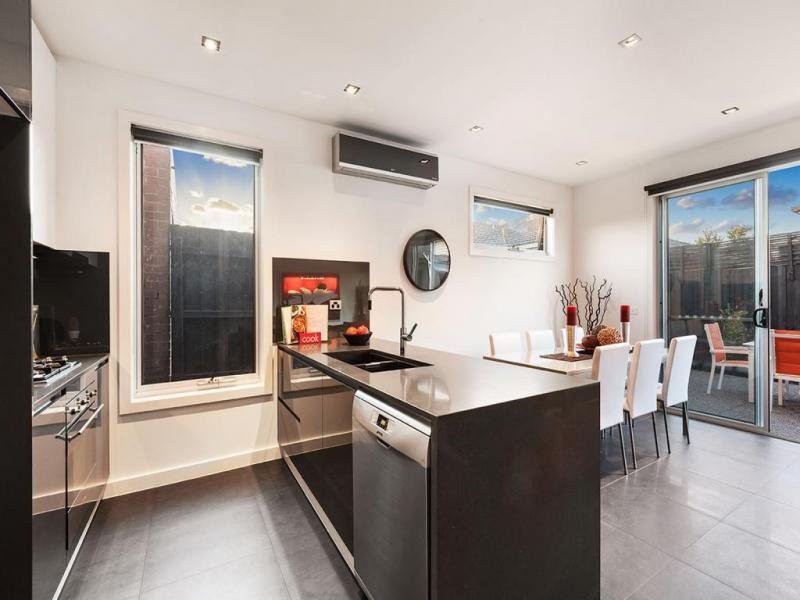 47 Moore Street, Coburg, VIC 3058, Coburg - Thumbnail 3