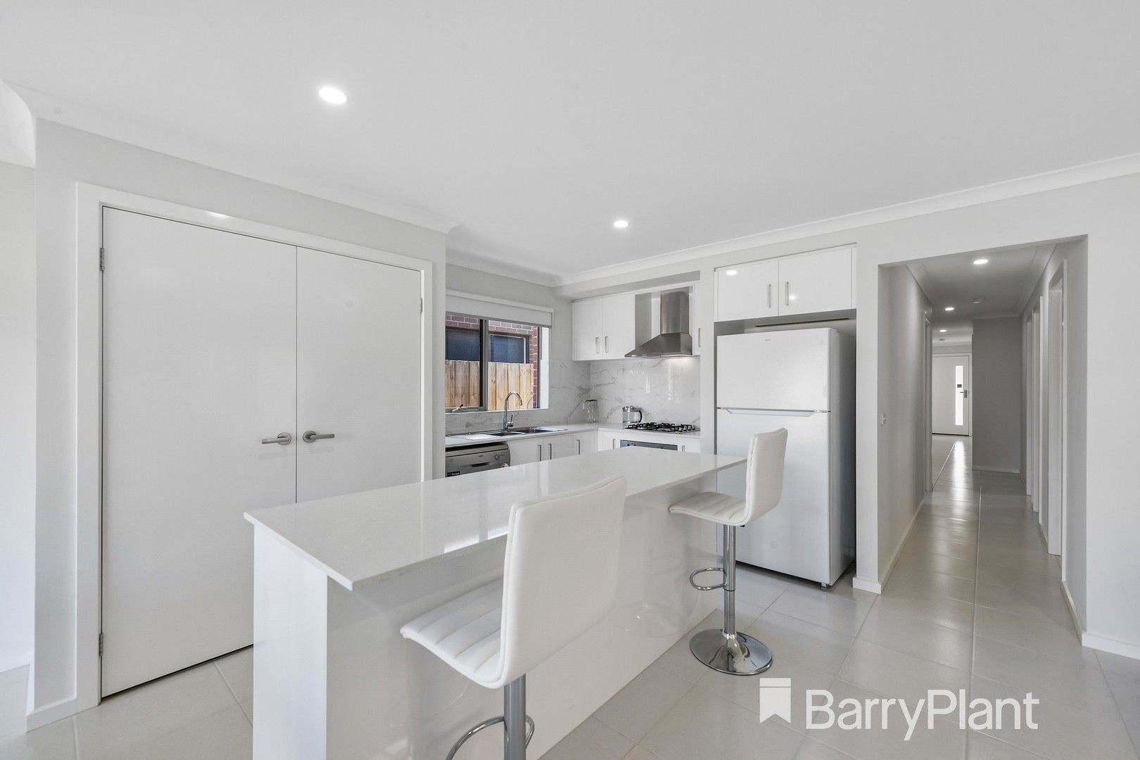 47 Queensbridge Avenue, Tarneit, VIC 3029, Tarneit - Thumbnail 2
