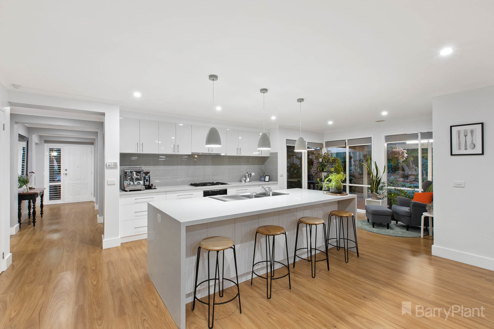 47 Ravensthorpe Crescent, Narre Warren, VIC 3805, Narre Warren - Thumbnail 2