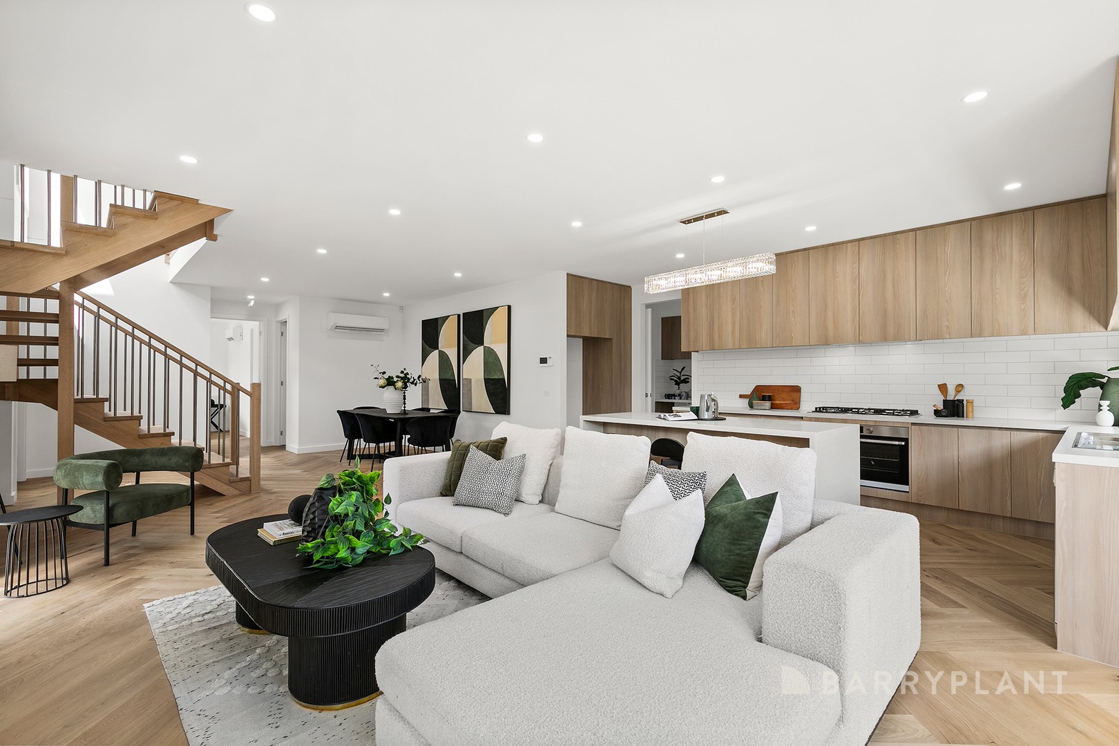 47 Rhodes Parade, Oak Park, VIC 3046, Oak Park - Thumbnail 4