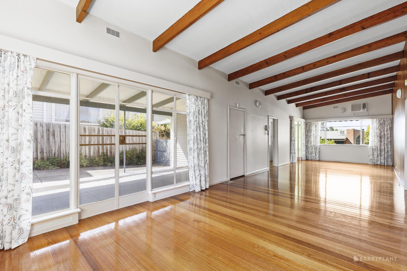47 Rockbeare Grove, Ivanhoe, VIC 3079, Ivanhoe - Thumbnail 5