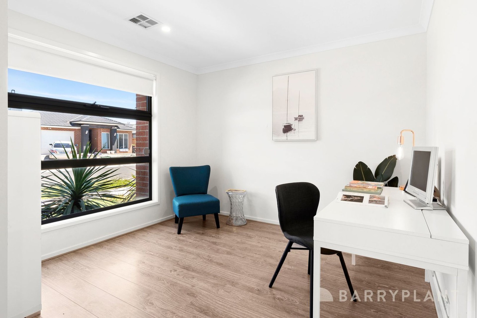 47 Sadie Avenue, Thornhill Park, VIC 3335, Thornhill Park - Thumbnail 2