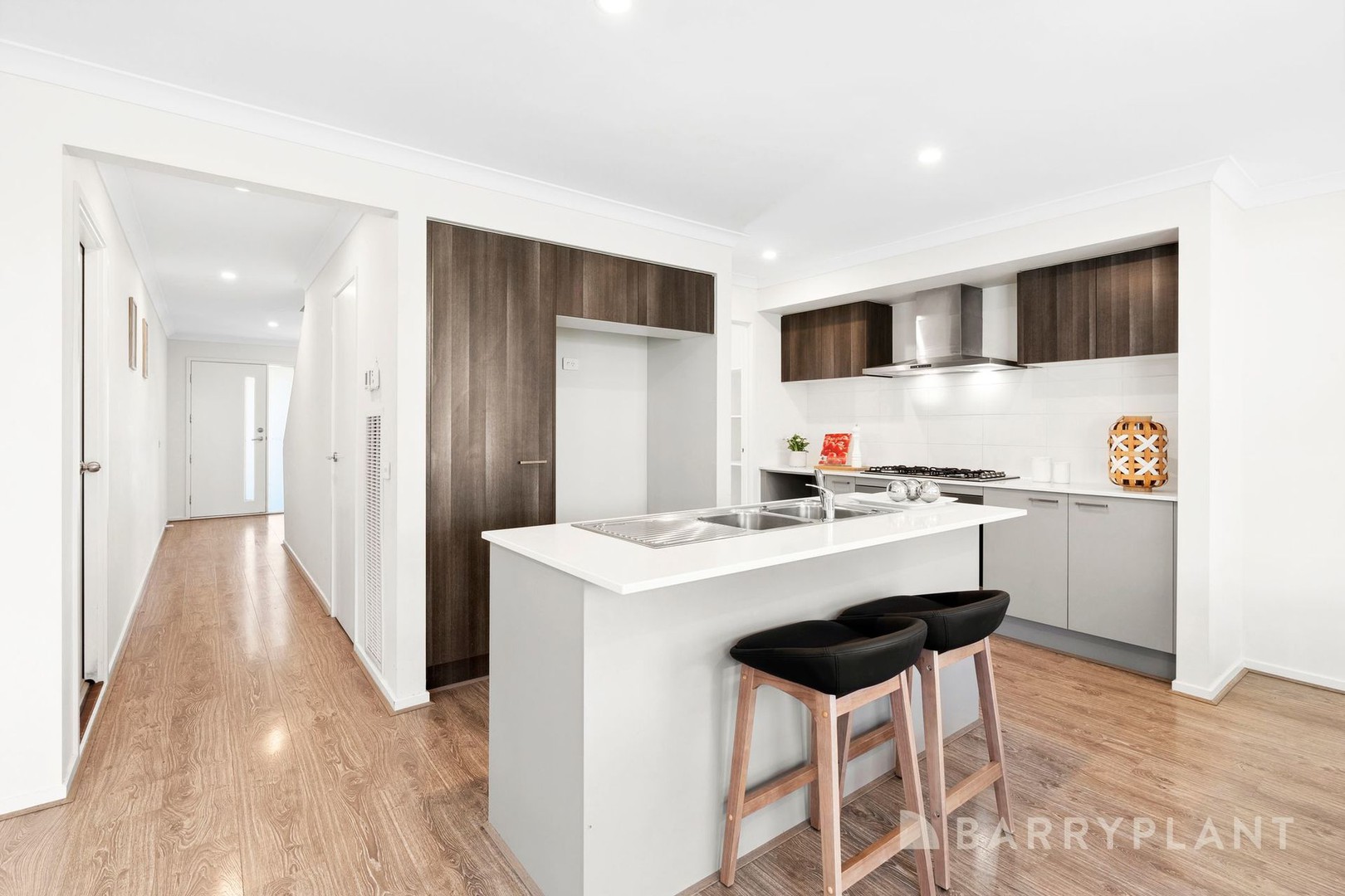 47 Sadie Avenue, Thornhill Park, VIC 3335, Thornhill Park - Thumbnail 3
