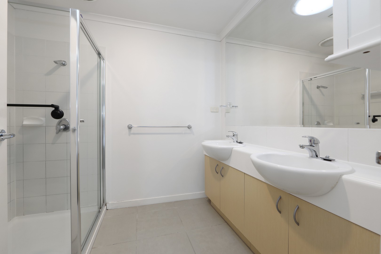 47 Sovereign Manors Crescent, Rowville, VIC 3178, Rowville - Thumbnail 6