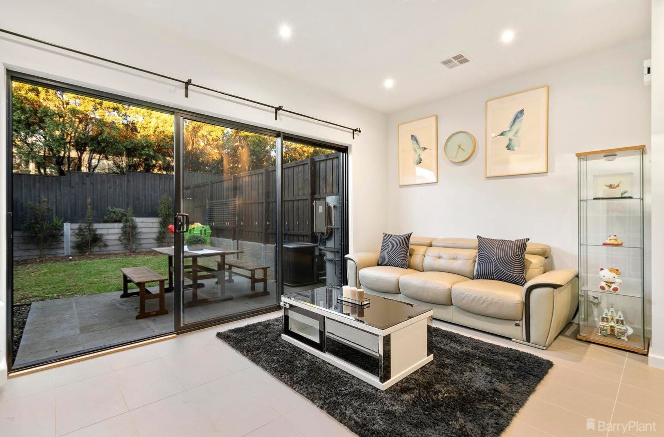 47 Stables Circuit, Doncaster, VIC 3108 - Thumbnail 2 - 22/10/2021