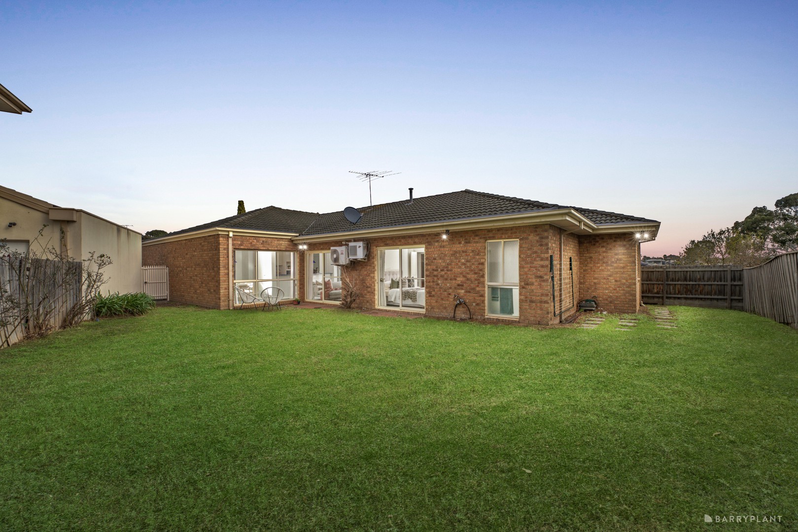 47 Sunrise Crescent, Templestowe Lower, VIC 3107 - Thumbnail 2 - 24/06/2026