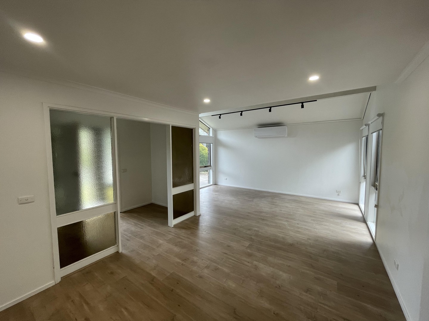 47 Toolimerin Avenue, Bayswater North, VIC 3153 - Thumbnail 2 - 26/06/2024