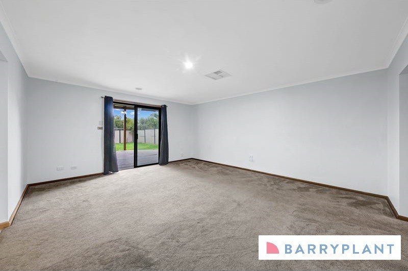 47 West Melton Drive, Melton West, VIC 3337, Melton West - Thumbnail 4