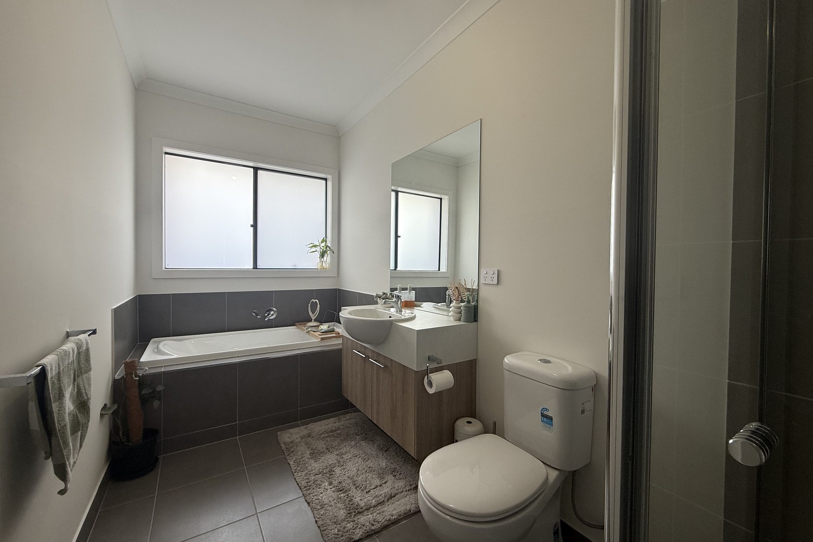 47 Westbury Avenue, Rockbank, VIC 3335, Rockbank - Thumbnail 8