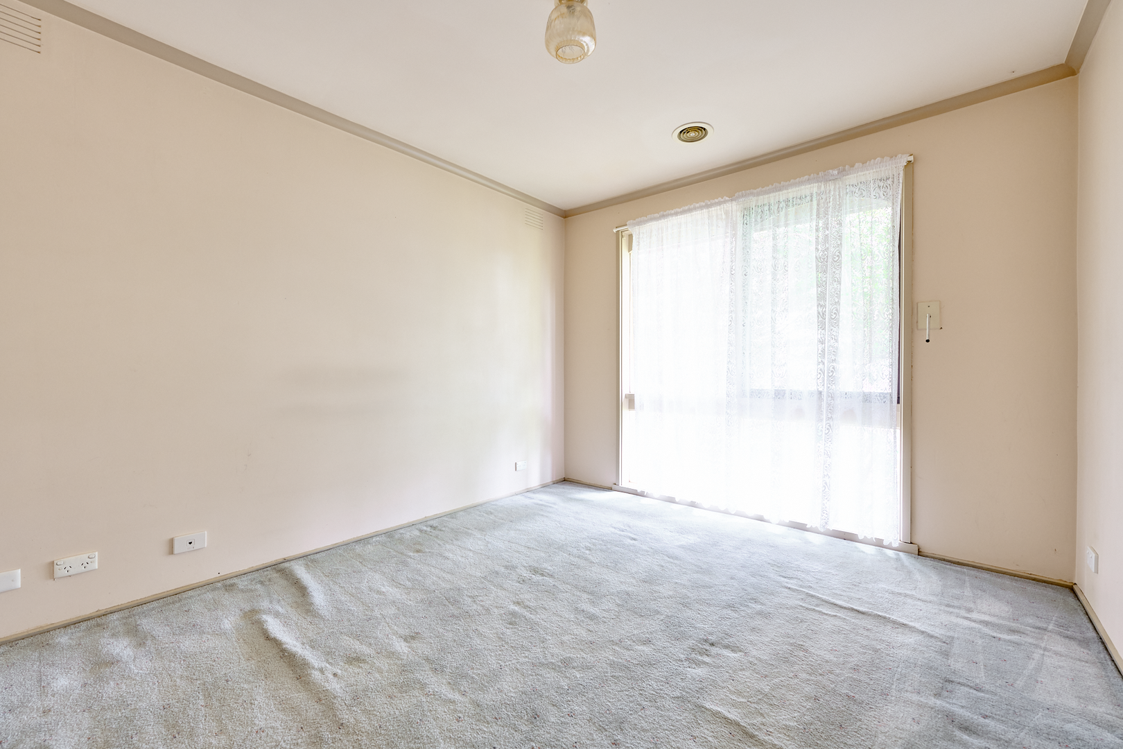47 Whitehaven Crescent, Noble Park North, VIC 3174 - Thumbnail 1 - 08/07/2026