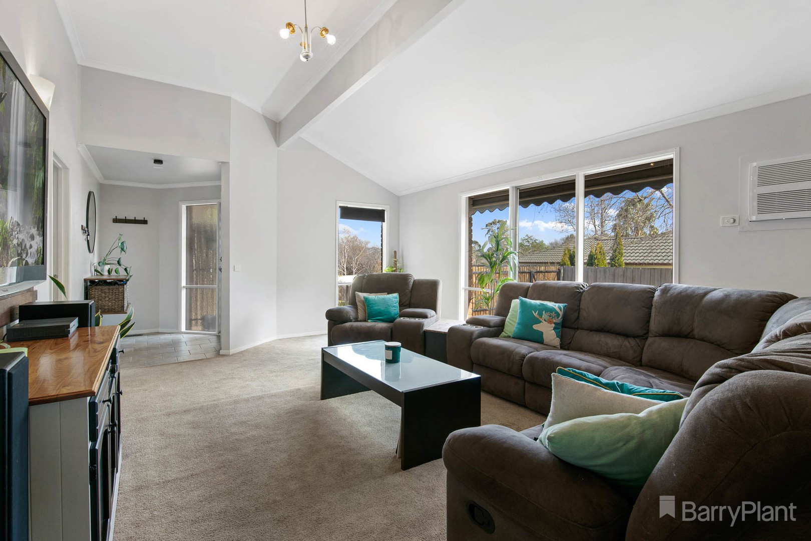 47 Willslie Crescent, Berwick, VIC 3806, Berwick - Thumbnail 3