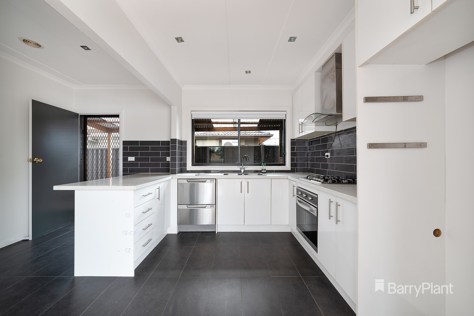 475 Barry Road, Dallas, VIC 3047, Dallas - Thumbnail 3