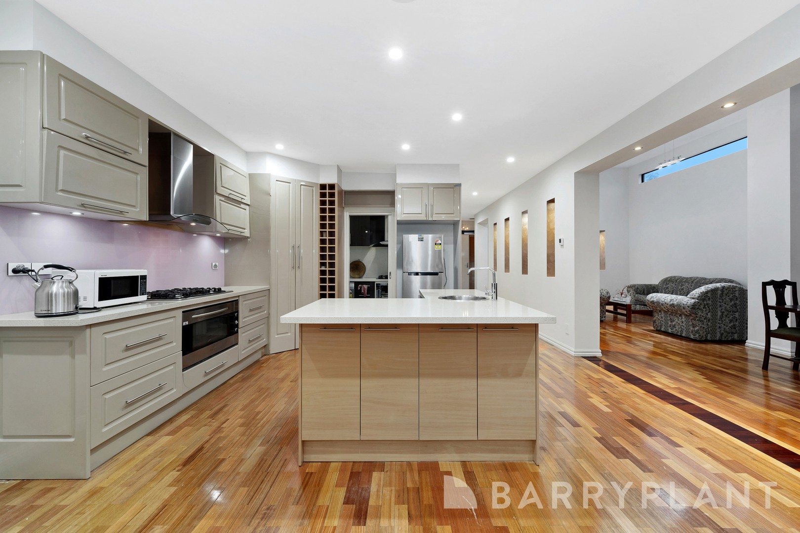 48 Ambrose Treacy Drive, Bundoora, VIC 3083, Bundoora - Thumbnail 2