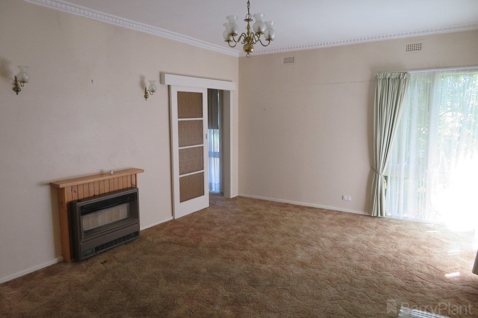 48 Balfour Avenue, Heathmont, VIC 3135 - Thumbnail 2 - 27/10/2021