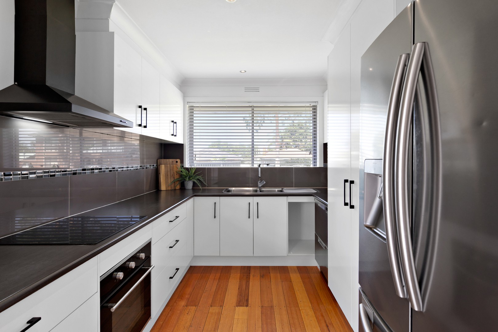 48 Billingham Road, Deer Park, VIC 3023, Deer Park - Thumbnail 5