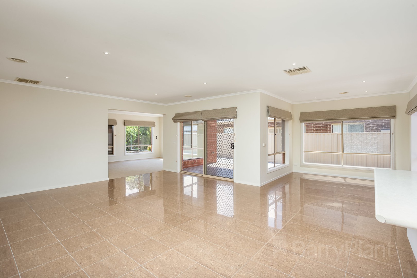 48 Breakwater Crescent, Point Cook, VIC 3030, Point Cook - Thumbnail 2