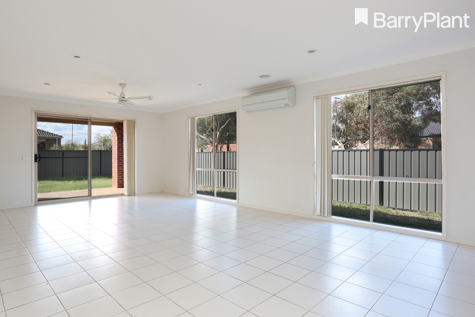 48 Breasley Parkway, Point Cook, VIC 3030 - Thumbnail 2 - 29/09/2021