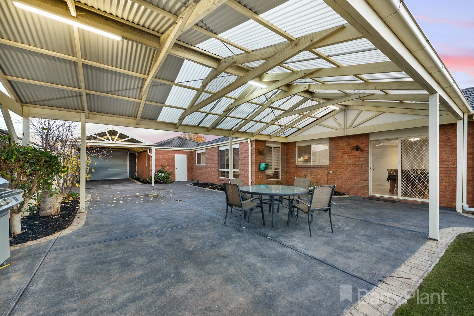 48 Brentwood Drive, Werribee, VIC 3030, Werribee - Thumbnail 2