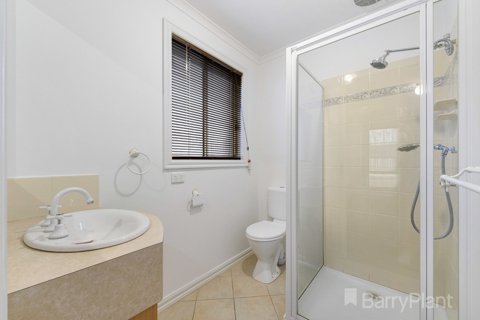 48 Brentwood Drive, Werribee, VIC 3030, Werribee - Thumbnail 6