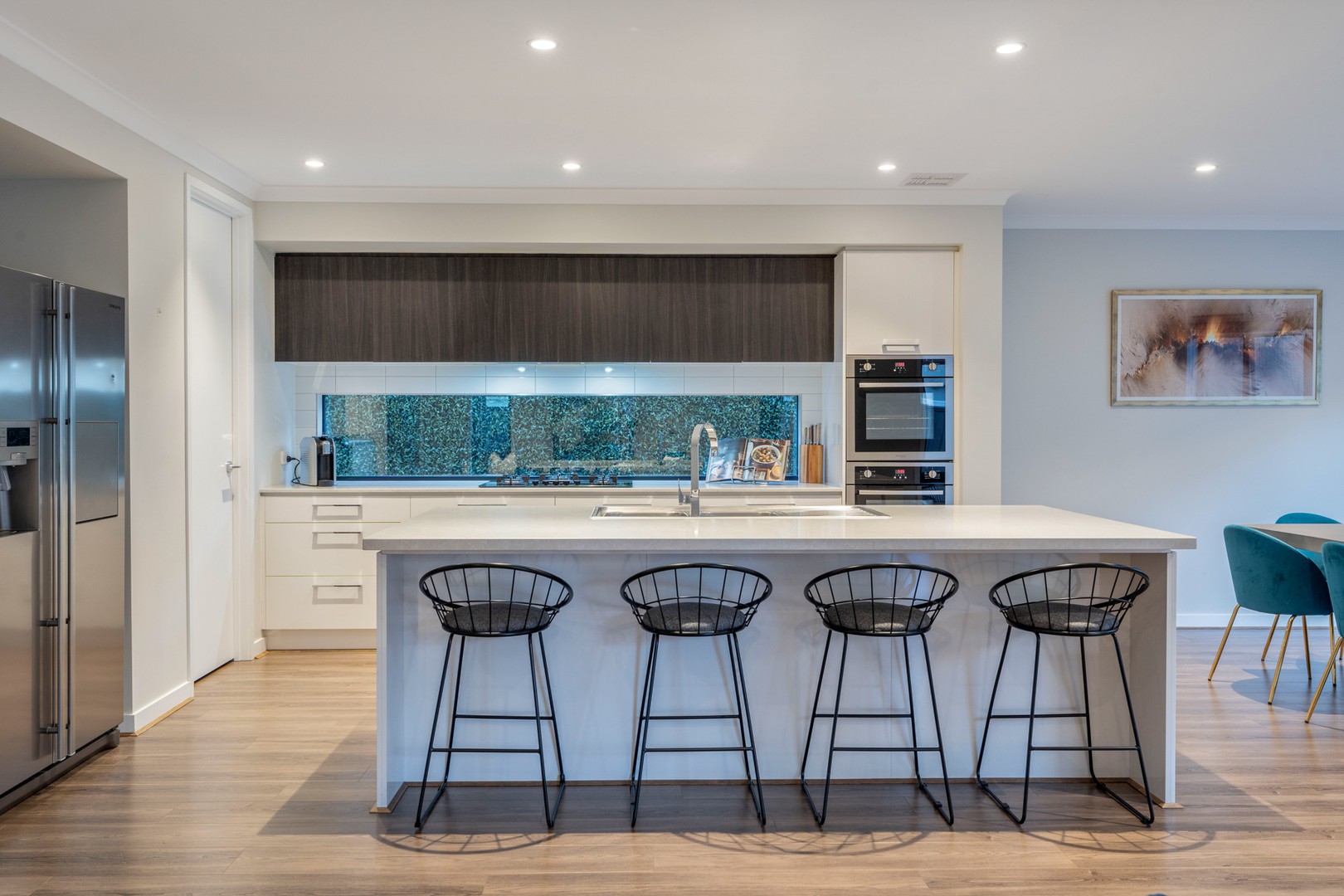 48 Charteris Drive, Craigieburn, VIC 3064, Craigieburn - Thumbnail 3