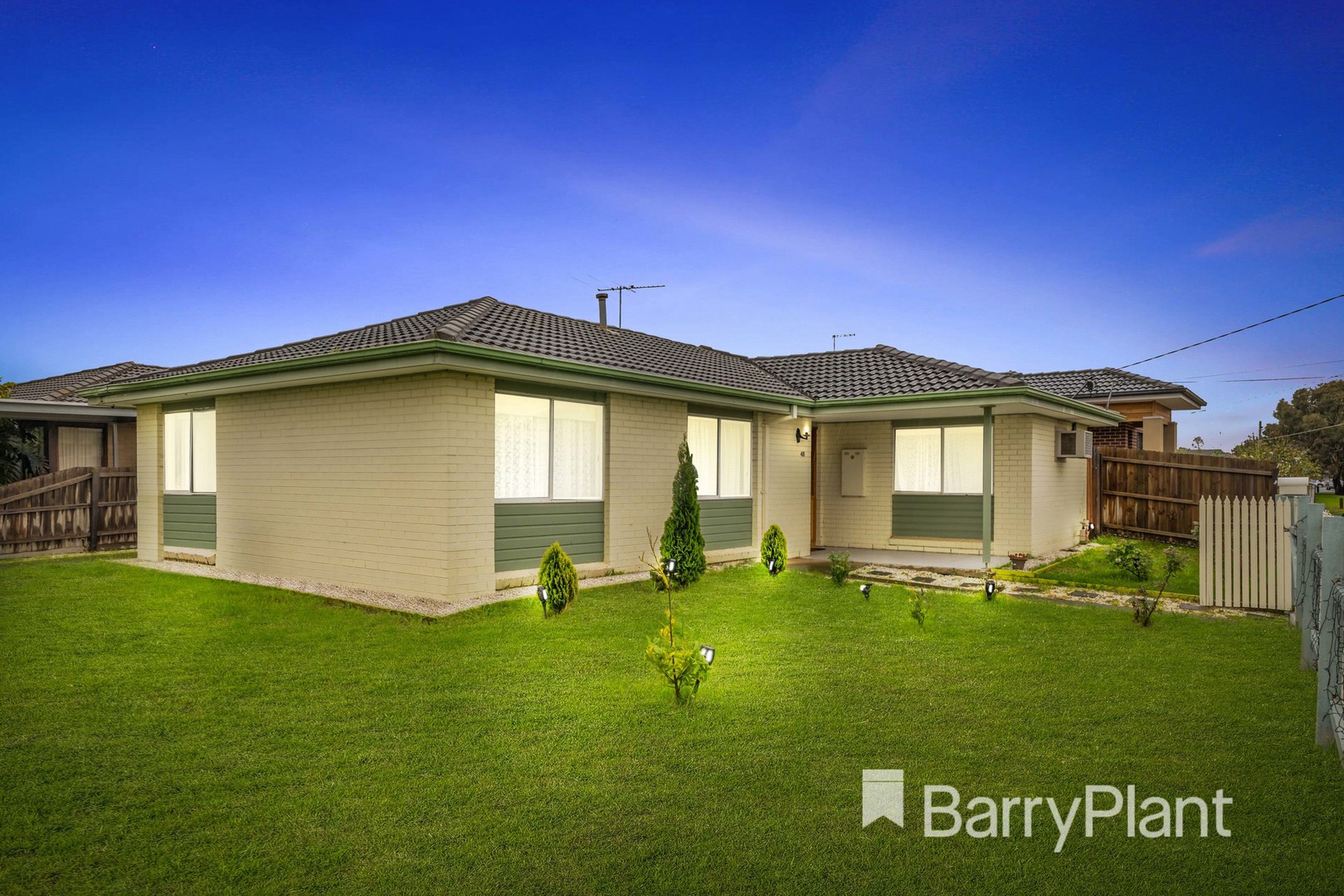 48 Cormorant Crescent, Werribee, VIC 3030, Werribee - Thumbnail 2