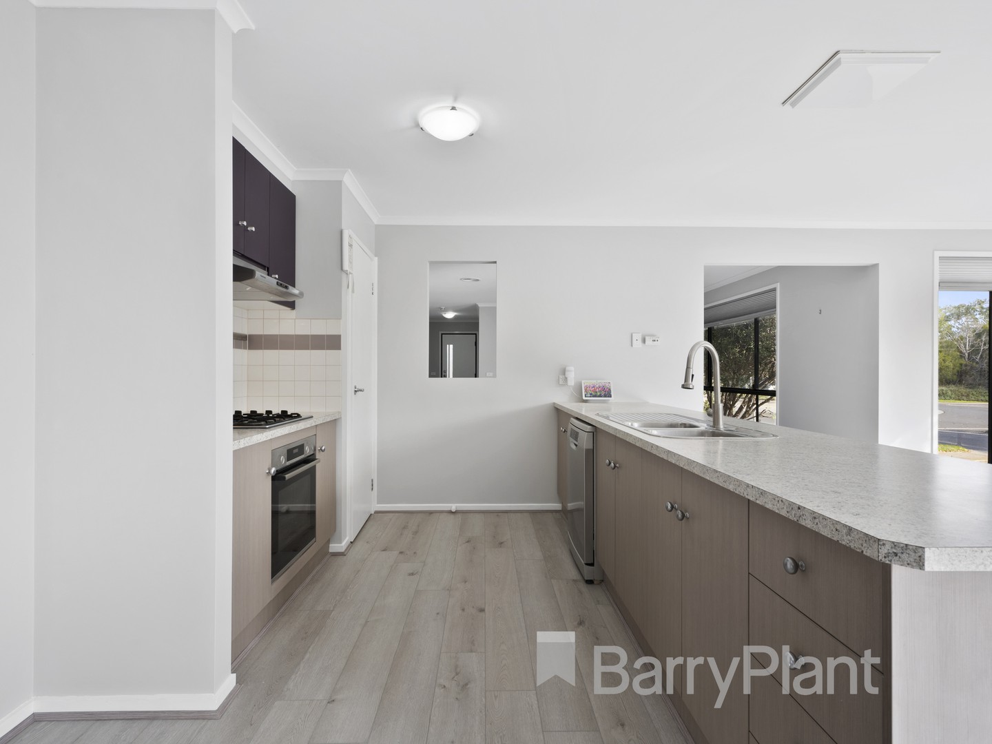 48 Edgevale Way, Tarneit, VIC 3029, Tarneit - Thumbnail 3