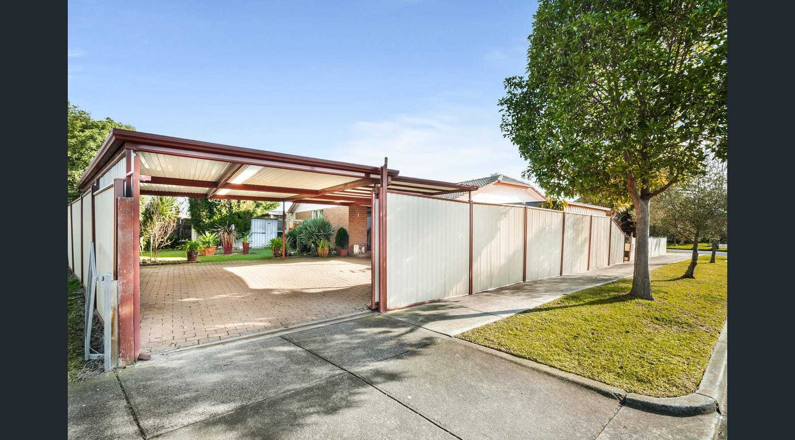 48 Fairfax Circuit, Albanvale, VIC 3021, Albanvale - Thumbnail 2
