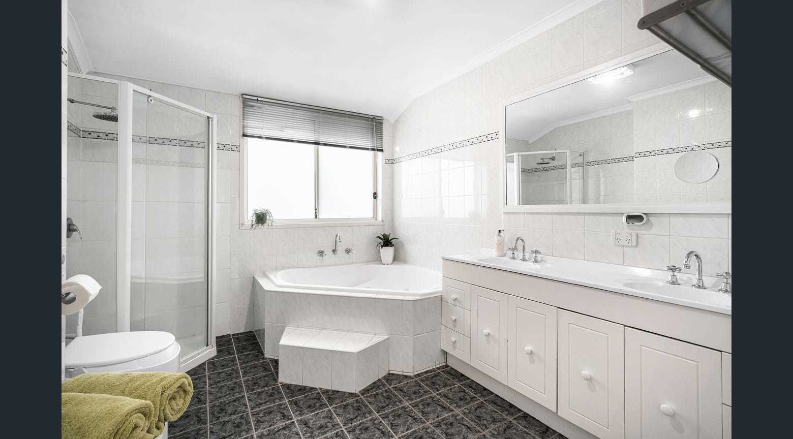 48 Fairfax Circuit, Albanvale, VIC 3021, Albanvale - Thumbnail 4