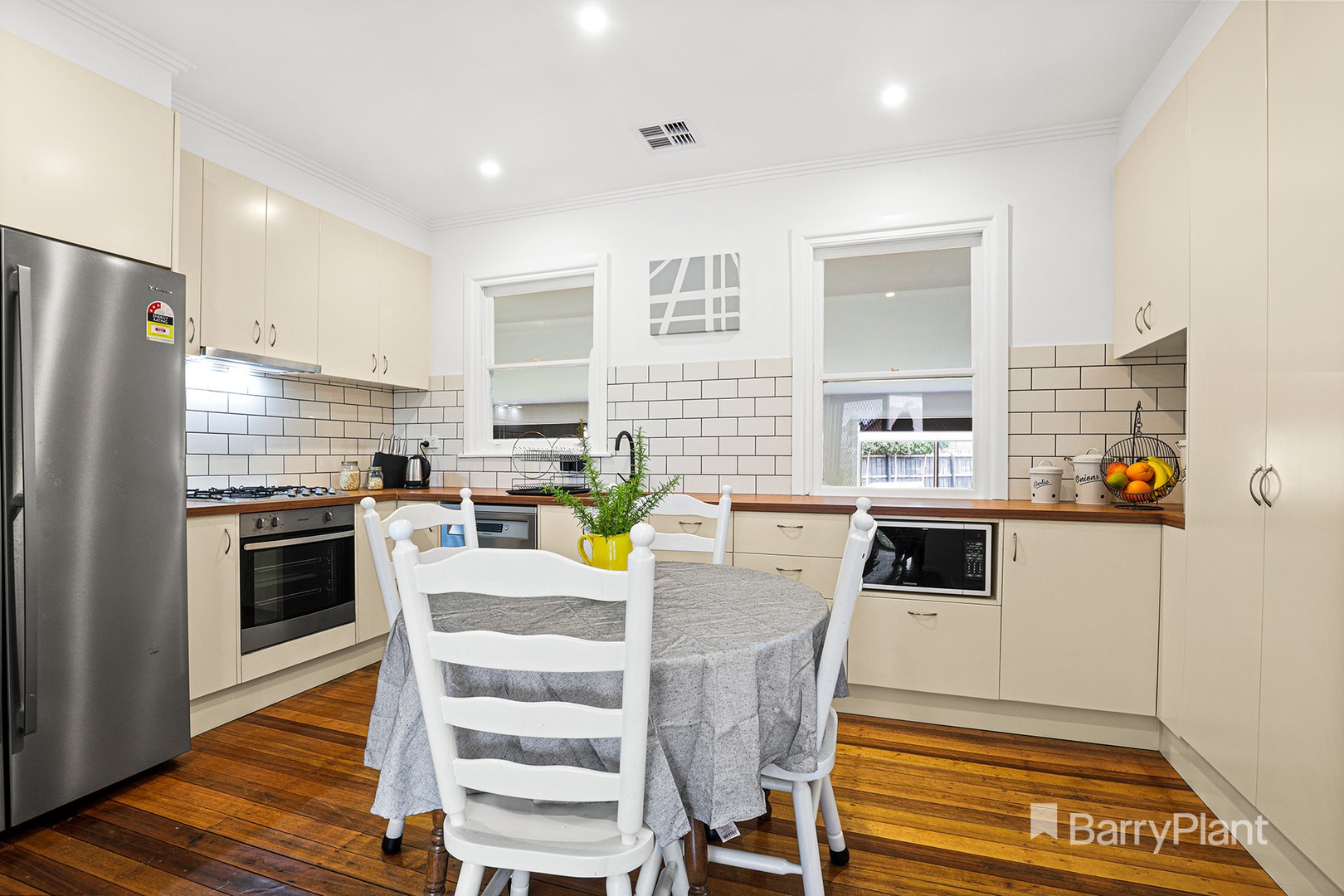 48 Hales Crescent, Jacana, VIC 3047, Jacana - Thumbnail 3