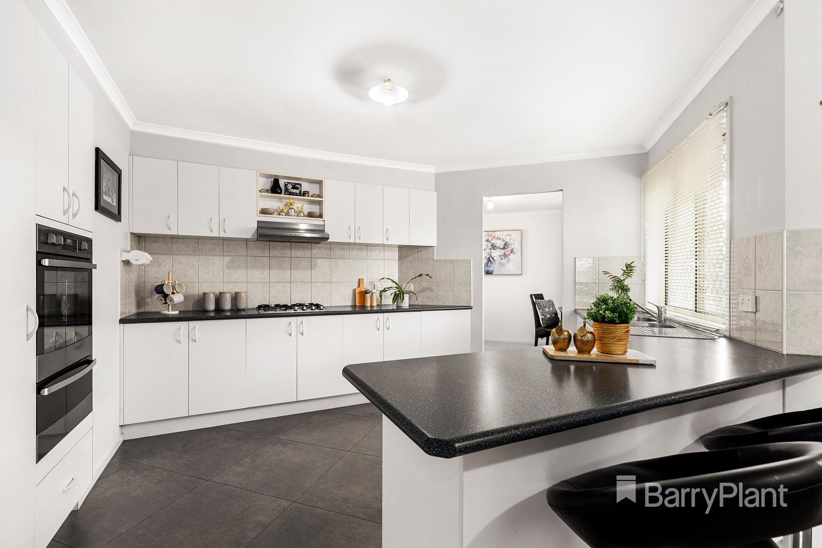 48 Highview DriveSouth Morang, VIC 3752, South Morang - Thumbnail 4