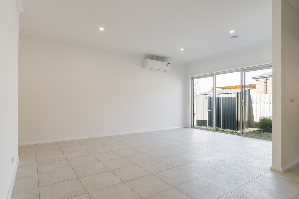 48 Jacana Way, Armstrong Creek, VIC 3217, Armstrong Creek - Thumbnail 3