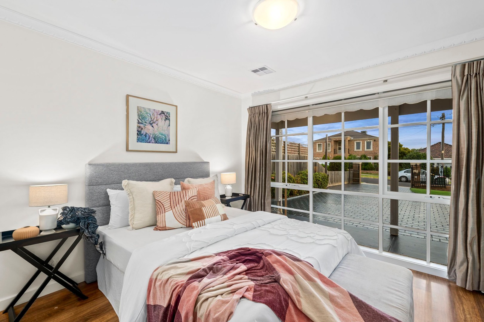 125 Blacksands Road, THREE BRIDGES, Three Bridges - Thumbnail 4