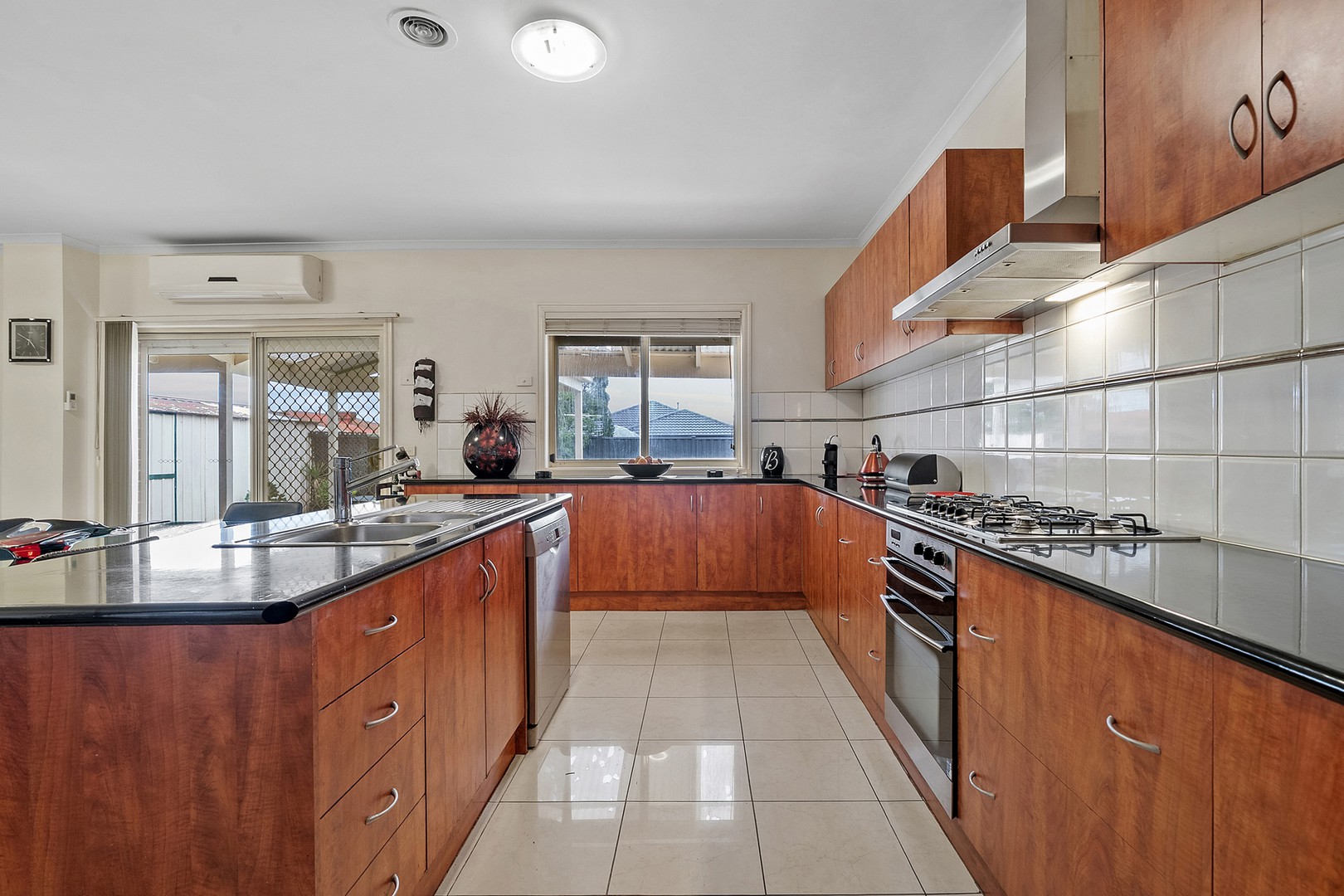 48 Jamieson Terrace, Taylors Hill, VIC 3037, Taylors Hill - Thumbnail 7