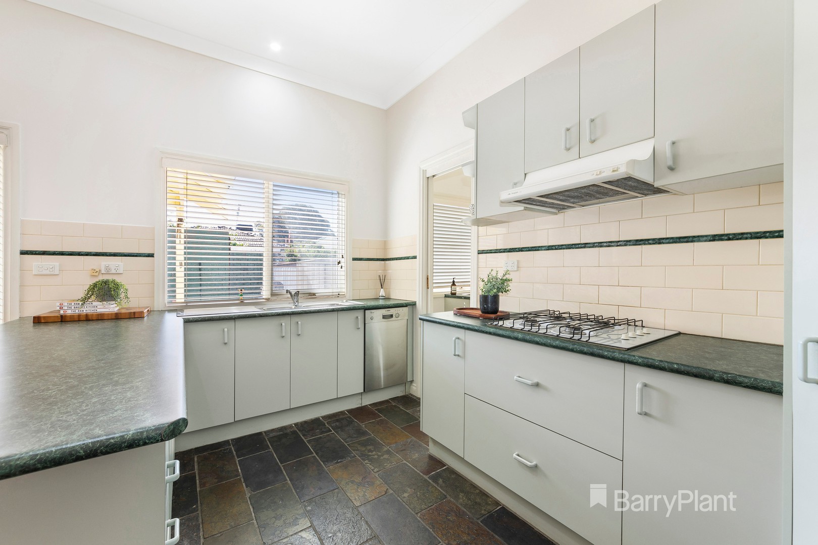 48 Kerferd StreetCoburg, VIC 3058, Coburg - Thumbnail 6