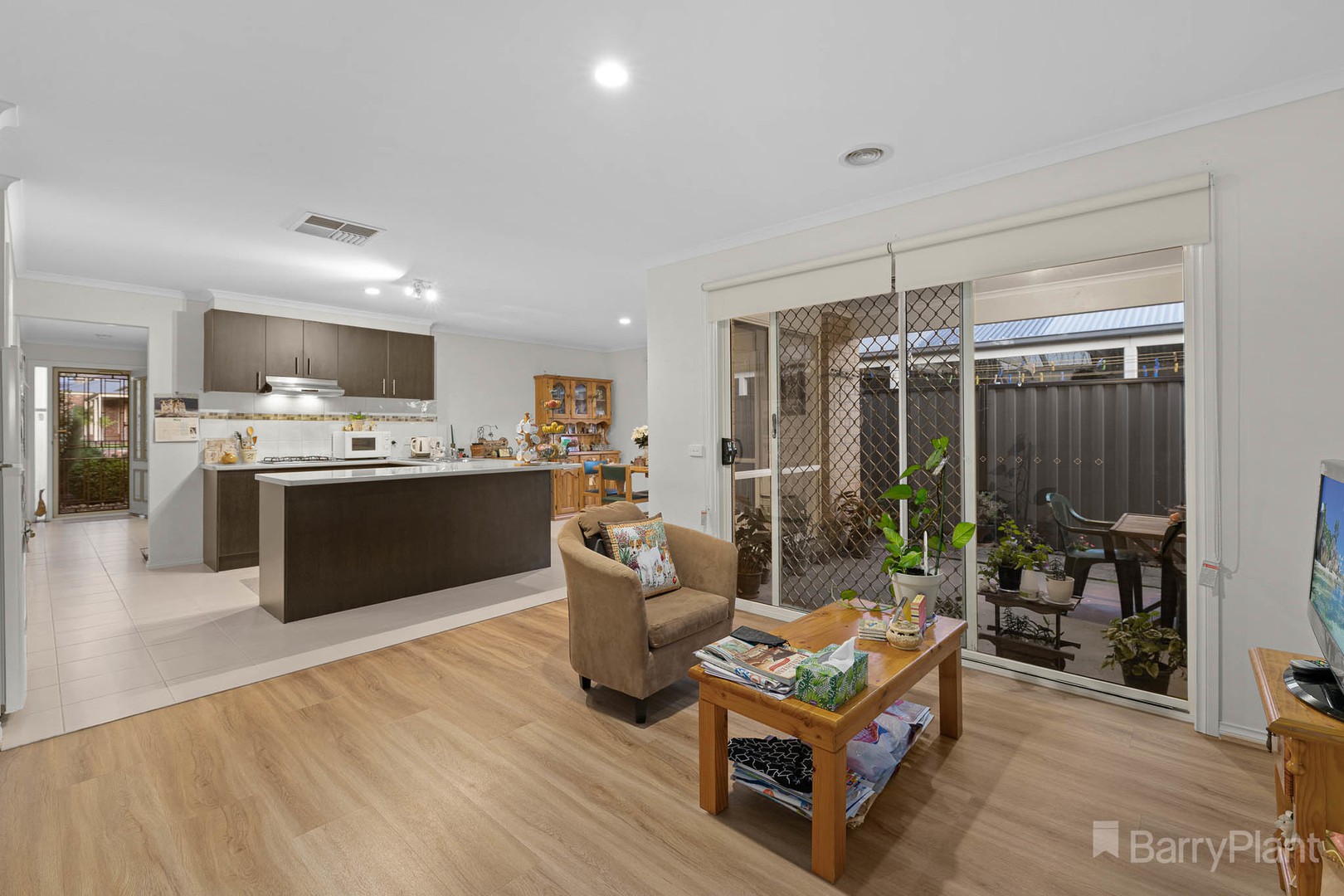 48 Lucerne Circuit, Pakenham, VIC 3810, Pakenham - Thumbnail 4
