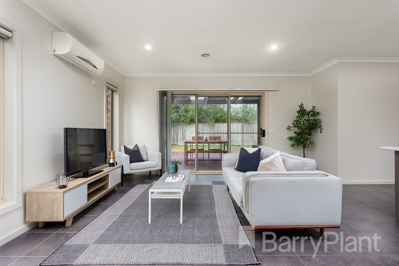 48 Malibu Boulevard, Point Cook, VIC 3030, Point Cook - Thumbnail 8