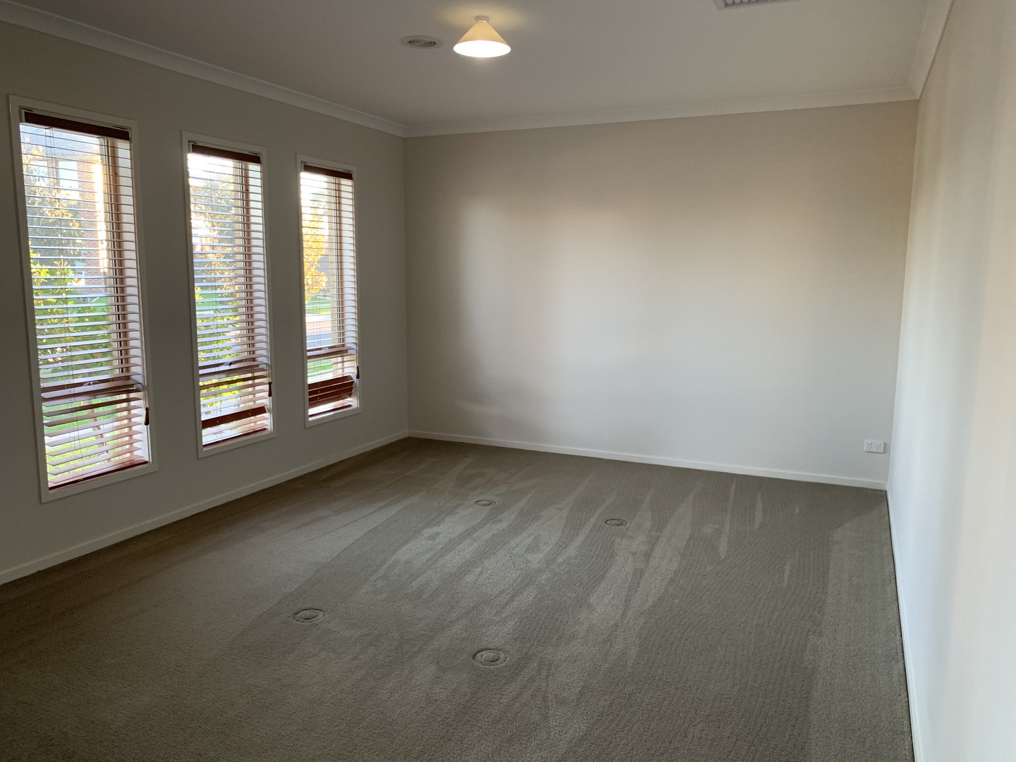 48 Muzzlewood WayWollert, VIC 3750  - Leased, Wollert - Thumbnail 3