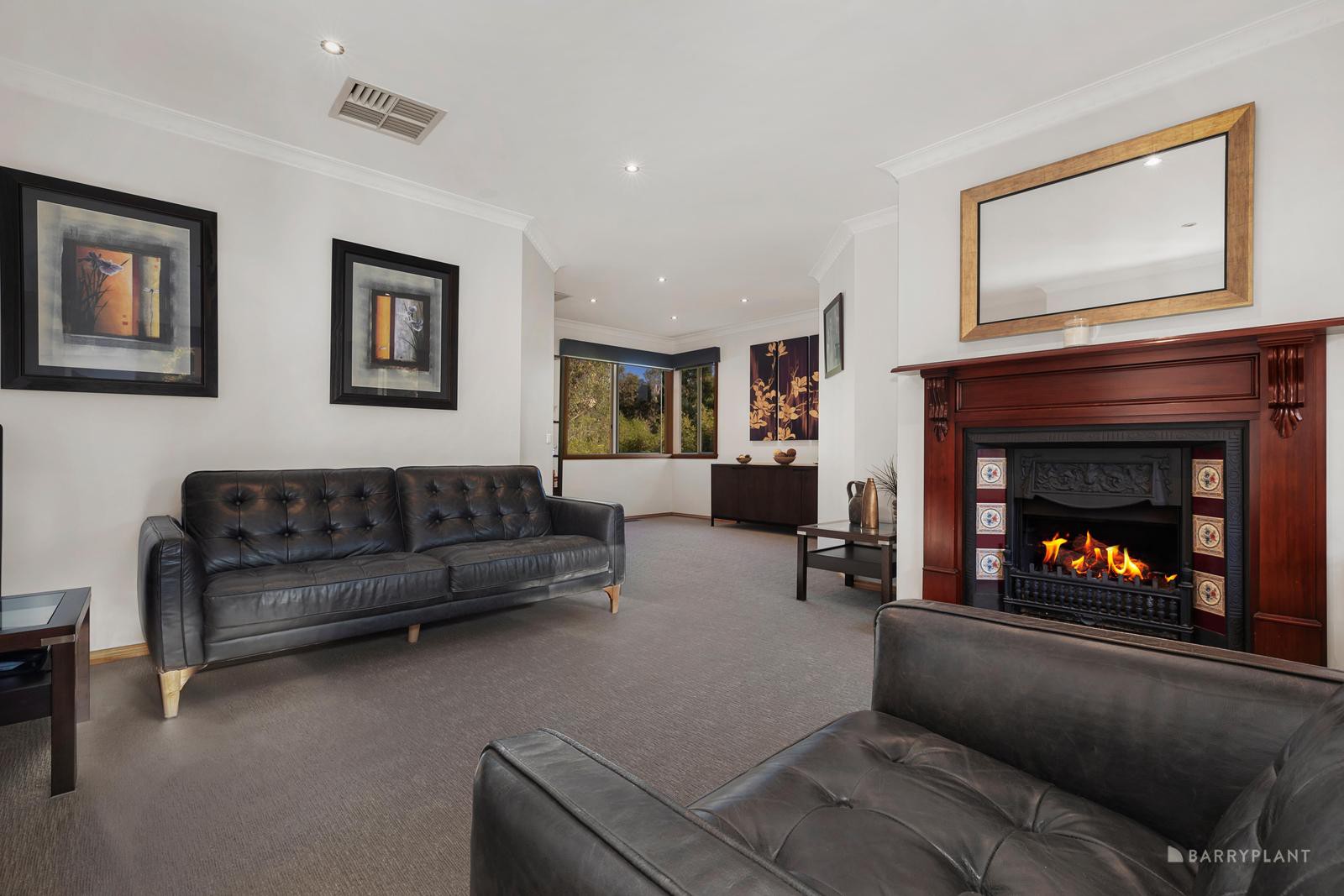 48 Nangathan Way, Croydon North, VIC 3136, Croydon North - Thumbnail 3