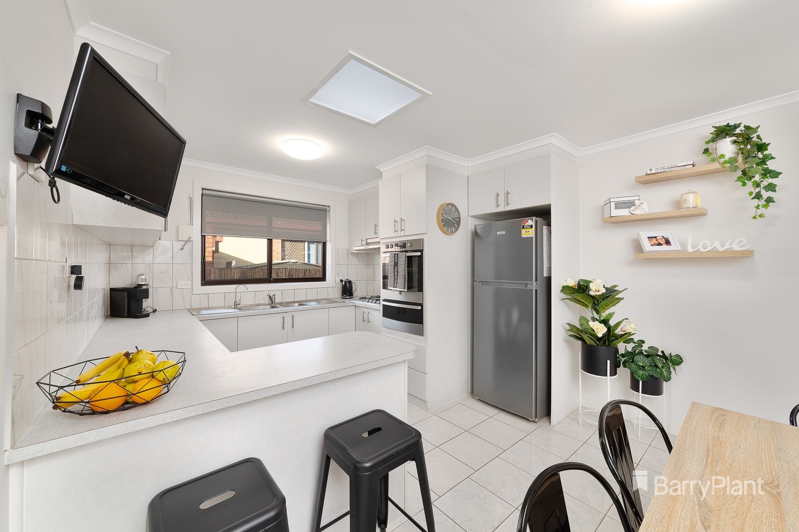 48 Nicholson Crescent, Meadow Heights, VIC 3048, Meadow Heights - Thumbnail 3