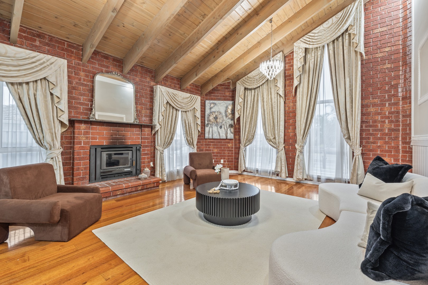 48 Parmelia Drive, Taylors Lakes, VIC 3038 - Thumbnail 2 - 12/11/2025