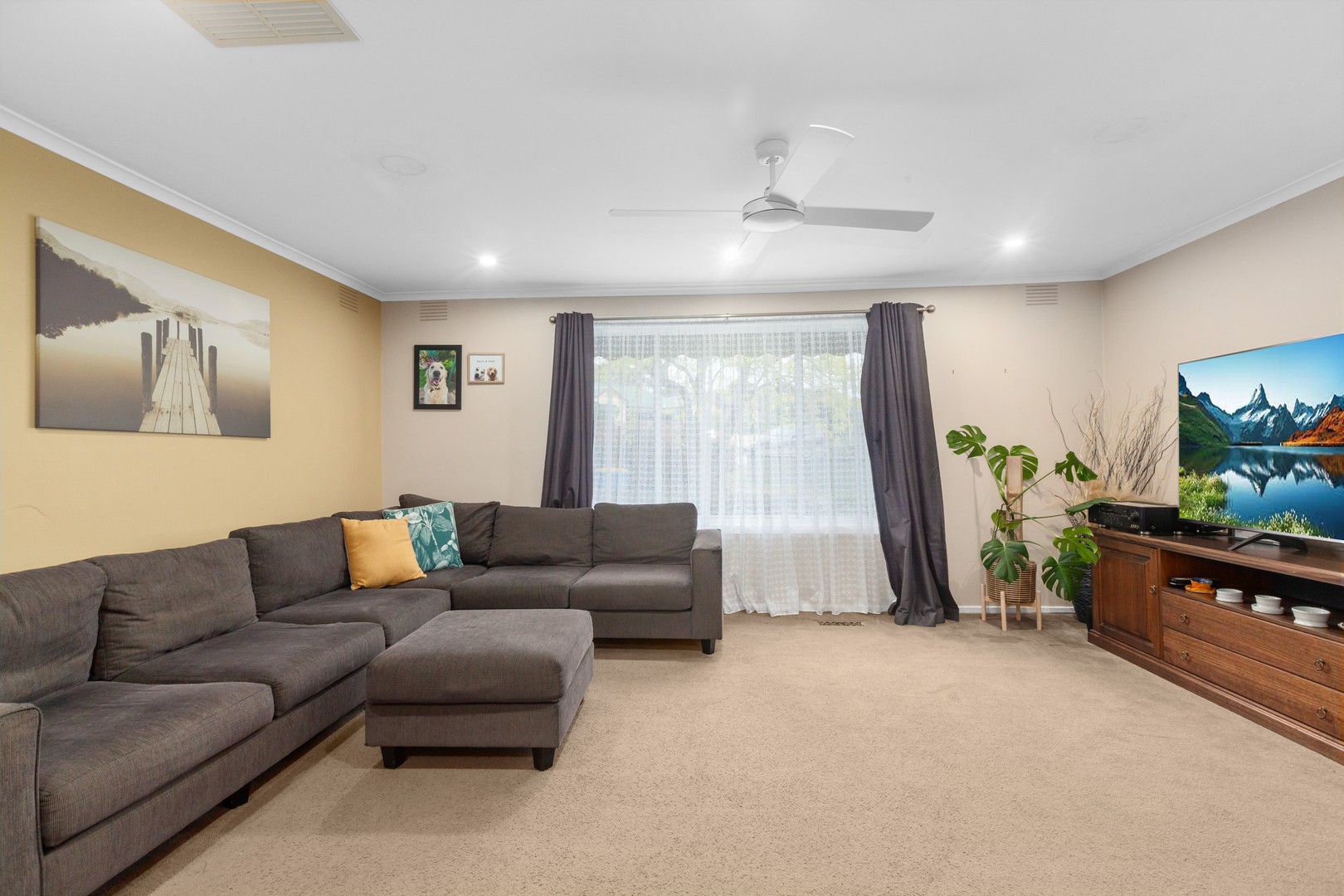 48 Raglan Street, Wallan, VIC 3756, Wallan - Thumbnail 2