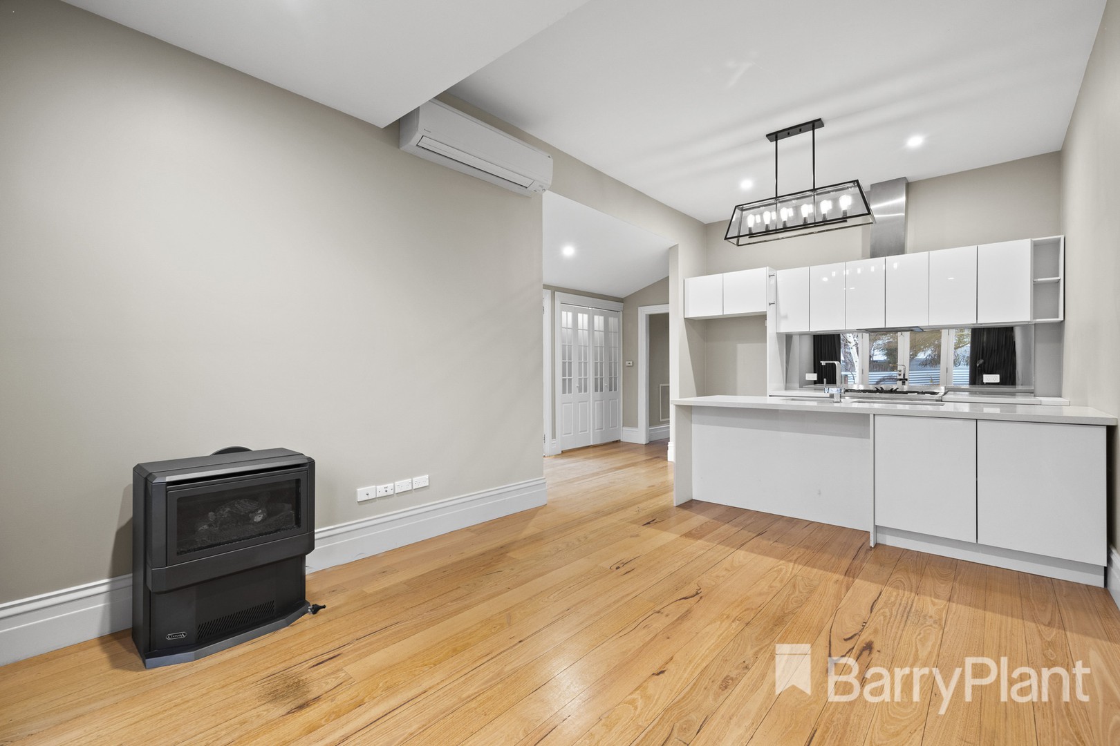 48 Rowe Street, Black Hill, VIC 3350, Black Hill - Thumbnail 2